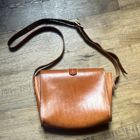 Luna Goods Crossbody Bag - Picture 2 of 11